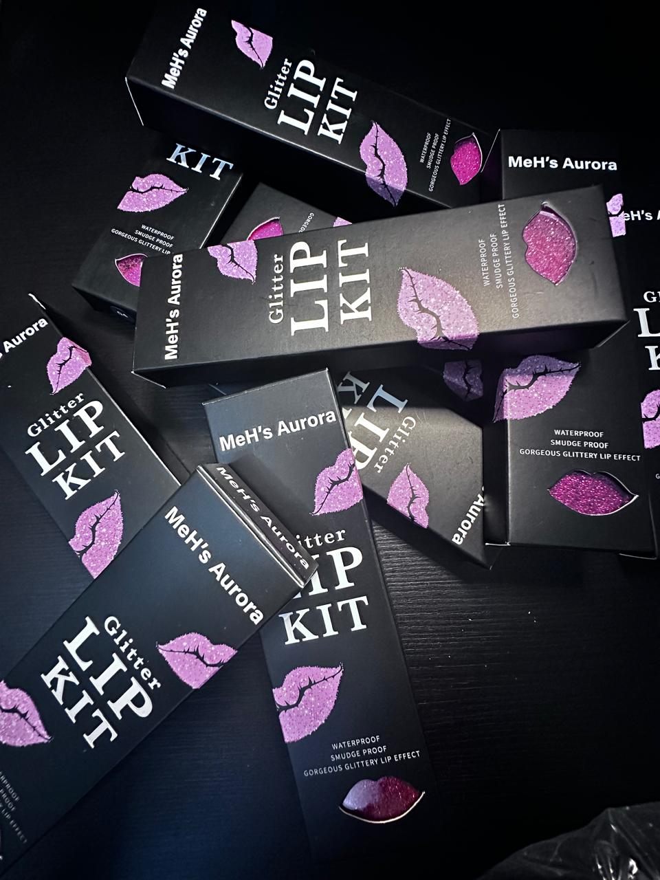 GLITTER LIP KIT